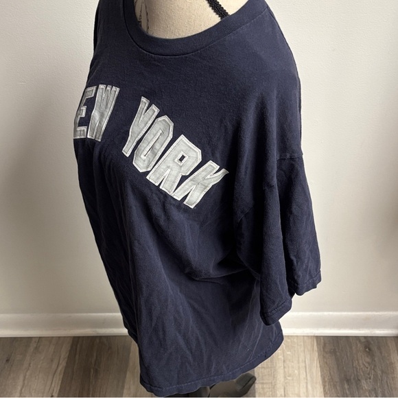 Vintage New York “Jeter” Tee - Picture 5 of 15